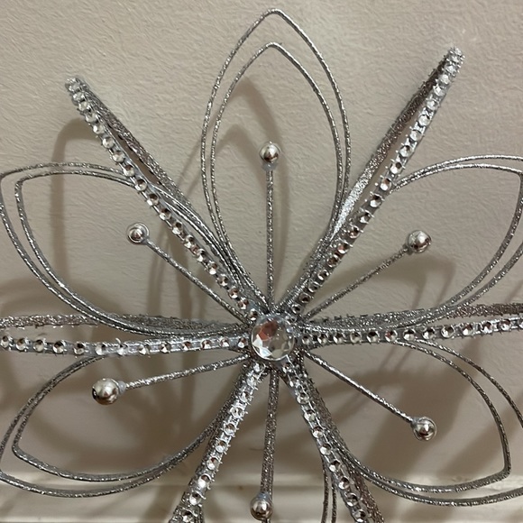 Christmas Tree Glitter Topper - Picture 2 of 3